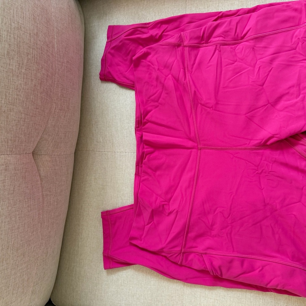 🚨FLASH SALE🚨 Lululemon athletica Sonic Pink Align Pocket Leggings 25in